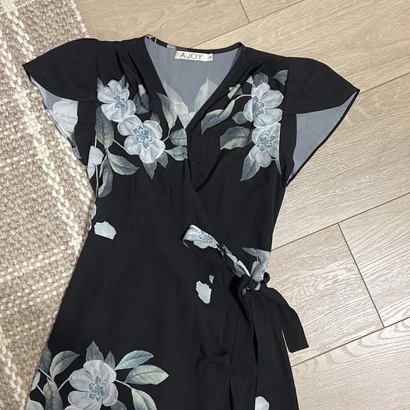 FANCY FLORAL HIGH LOW DRESS - Picture 2 of 5